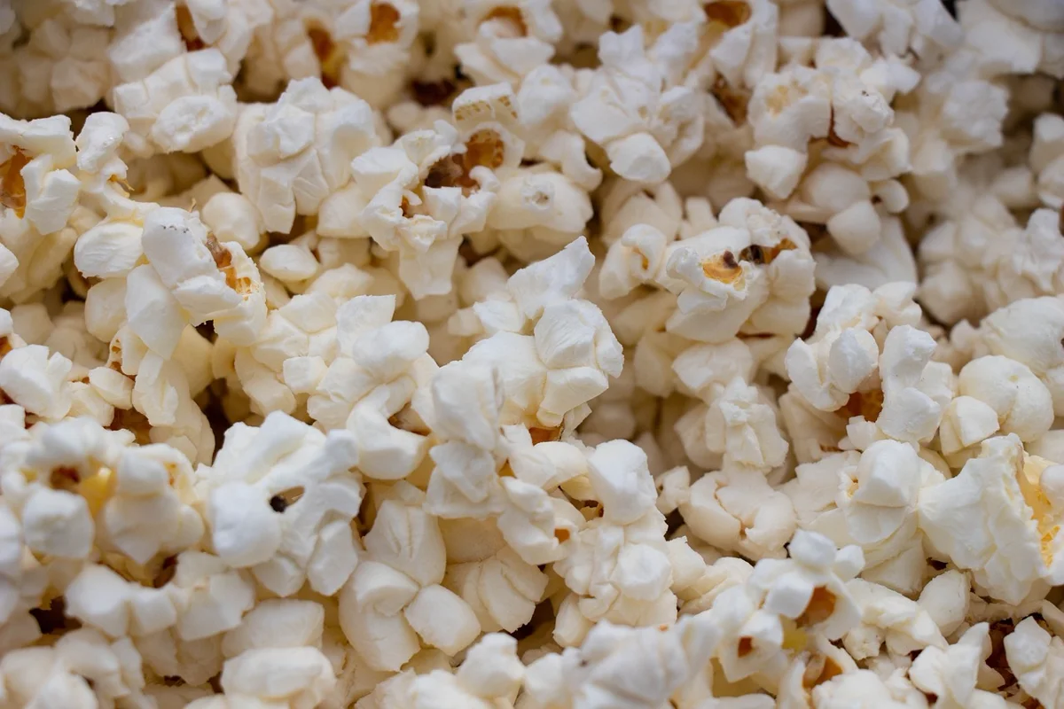 Pourquoi le pop-corn « pop » ?